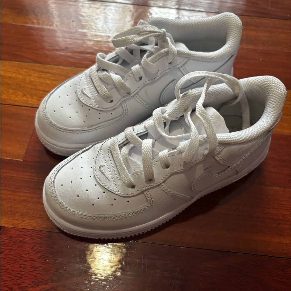 Nike Kids White Low-Top Sneakers
